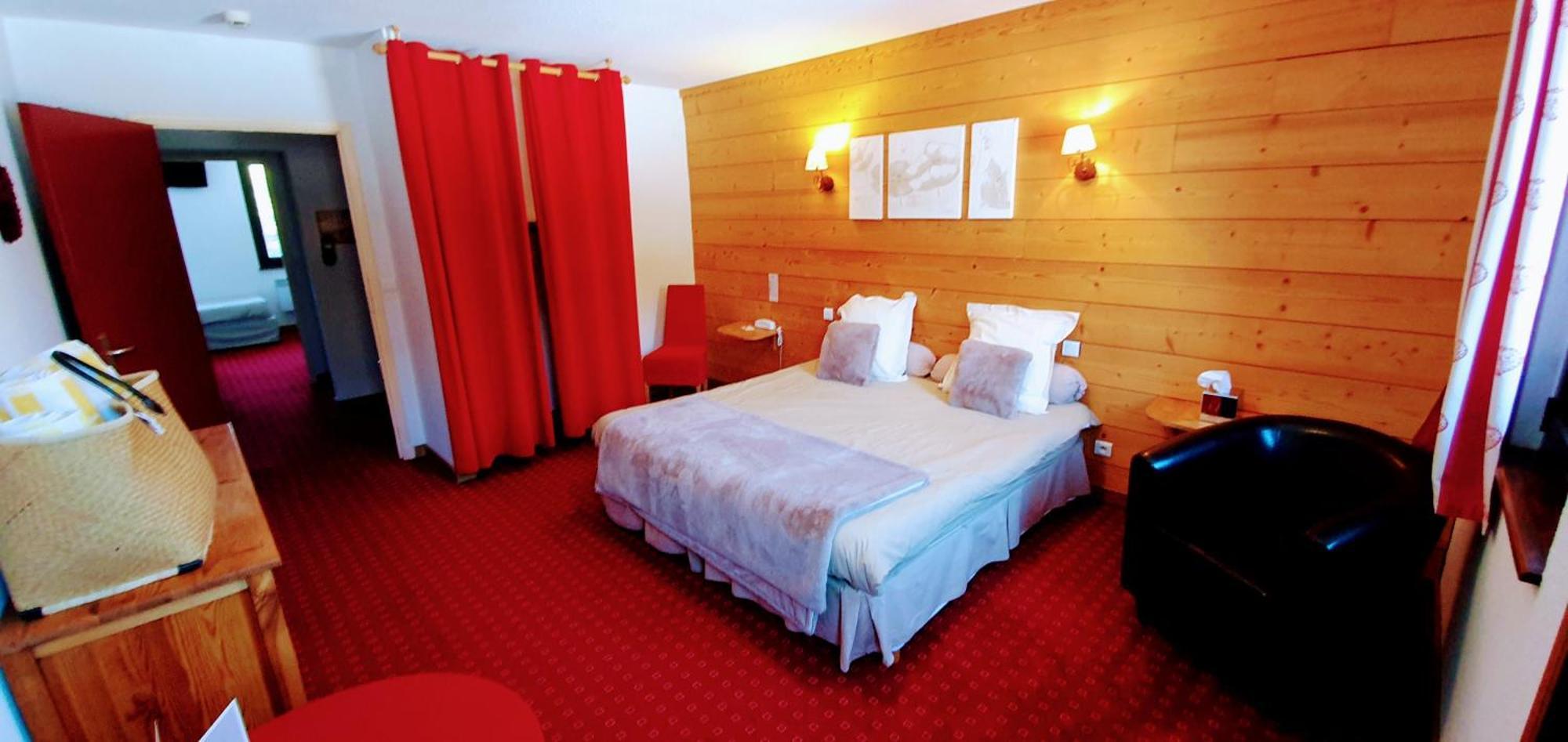 Domaine De L'Adoux Hotel Montclar  Eksteriør billede