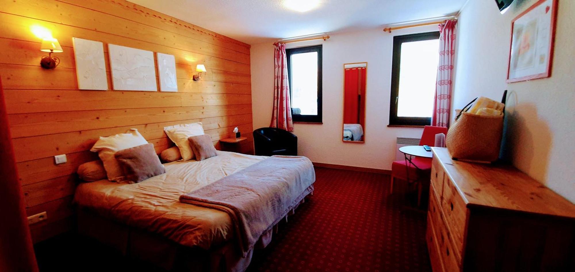 Domaine De L'Adoux Hotel Montclar  Eksteriør billede