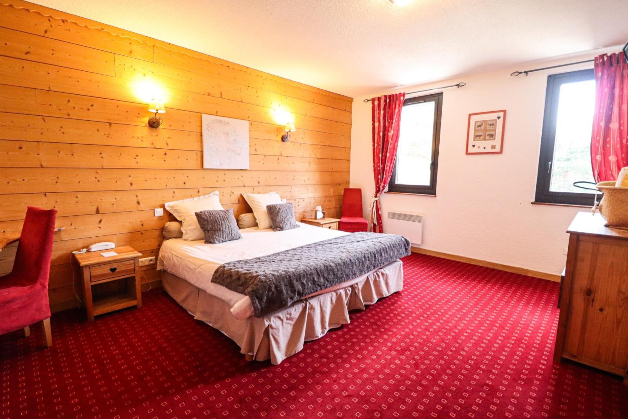 Domaine De L'Adoux Hotel Montclar  Eksteriør billede