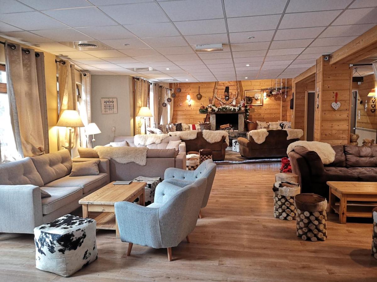 Domaine De L'Adoux Hotel Montclar  Eksteriør billede